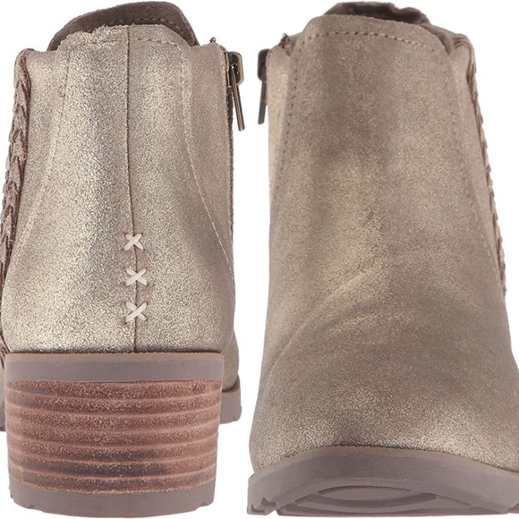 Reef Women's Voyage Boot Low Lx Ankle - Picture 2 of 11